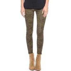 Current/Elliott The Soho Zip Stiletto Pants Army Dirty Paws Print Size 26